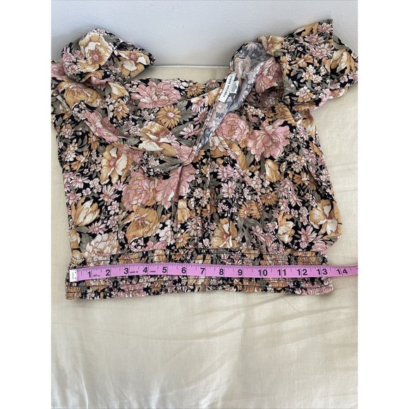 American Eagle Women’s Floral Long Sleeves Wrap Top Blouse Size Smocked Waist M - Picture 7 of 9